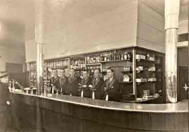 Cessnock Bar interior 1939